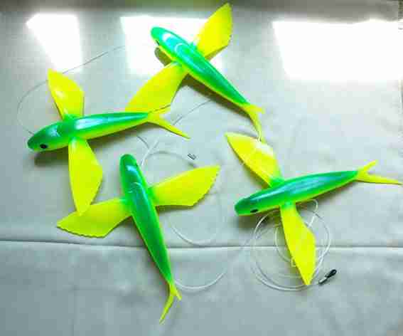 Kmucutie Fly fish chain